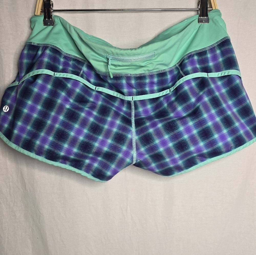 Lululemon Speed ShortRiver Rock/Oasis Ombre Plaid 2.5 inch inseam- Size 10